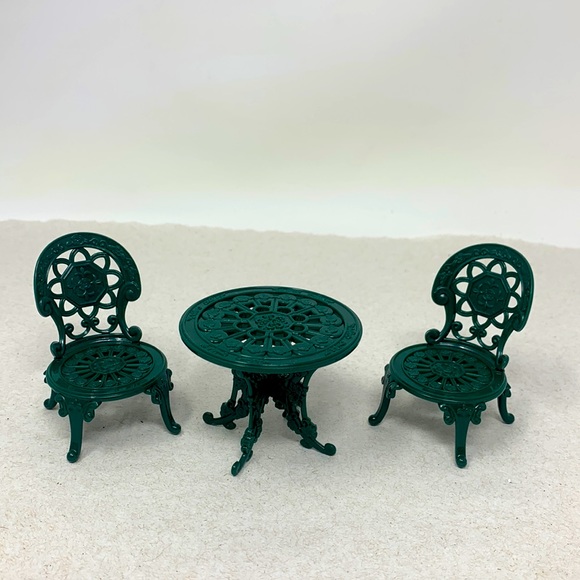Vintage Other - 3 piece toy bistro set green, 2 chairs and 1 table, plastic